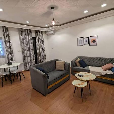 Appartement Meuble Яунде Екстер'єр фото